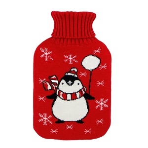 Bouillottes à eau chaude personnalisées avec design de Noël, multi-capacités, avec housse en tricot pour soulager la douleur - Product Image 1