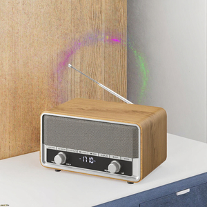 Reloj Despertador Digital LED con Números Grandes de Colores Arcoíris, Dígitos Gruesos, Luz de Fondo Ajustable, Fácil de Usar, con Calendario, Material de Madera - Product Image 2