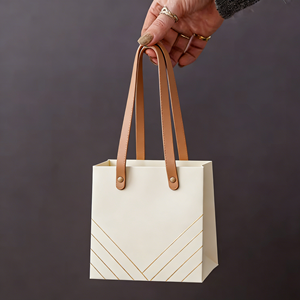 Custom <strong>Printed</strong> <strong>Logo</strong> <strong>Paper</strong> <strong>Bag</strong> Custom Boutique Luxury Shopping Gift <strong>Paper</strong> Gift Box <strong>Bags</strong> <strong>with</strong> Handle - Product Image 5