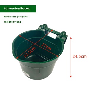 Nouveau seau d'alimentation pour chevaux suspendu en plastique épaissi 8L14L pour l'alimentation des chevaux - Product Image 4
