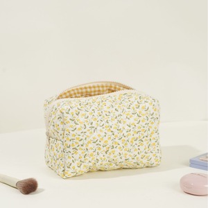 Women's Floral Zipper Makeup Bag Cotton Travel Cosmetic for <strong>Toiletry</strong> Portable <strong>Storage</strong> Quilted Floral Design Fashionable Quilted - Product Image 6