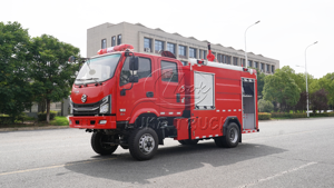 Camion de pompiers 4x4 qualifié de 4000 L, durable, tout-terrain, répondant aux normes mondiales d'exportation d'équipements de lutte contre les incendies - Product Image 3
