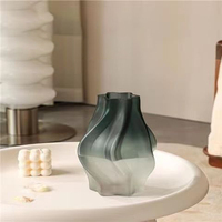 Leicht Luxuriöse Moderne Kreative Umweltfreundliche Handgefertigte Glasvase Mattiert Grün für Blumen und Lilien