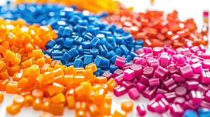 Masterbatch de qualité de film soufflé par couleur noire pour PE PP PLA Caractéristiques de la poudre antistatique en plastique pour les applications de moulage de qualité de tuyau - Product Image 3