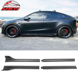 Jupes latérales style IKON V3 en fibre de carbone mate pour Tesla Model Y 2020-2025 - Product Image 1