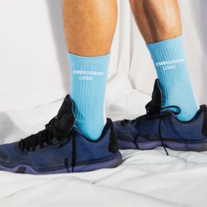 OEM مخصص الكلاسيكية سميكة النخبة ألعاب رياضية للجنسين تشغيل الجوارب كرة السلة وسادة كرة القدم صالة الألعاب الرياضية الجوارب للرجال النساء - Product Image 5