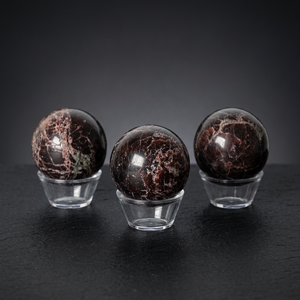 Wholesale Natural Garnet Sphere Ball Quartz Crystal Crafts Reiki Feng Shui Fairy Minerals Decorative Ball Spheres Engraving - Product Image 3