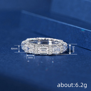 Anello Geometrico Impilabile per Donne, Elegante Gioiello Minimalista per Uso Quotidiano e Feste, Idea Regalo - Product Image 4