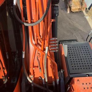 Gebruikt Doosan DX140LC-9C rupskraan, 90% nieuwe motor, pomp, versnellingsbak, tandwiel, 1,2m³ bakcapaciteit, 14 ton gewicht - Product Image 6