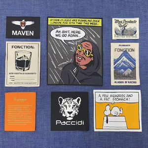 Etiquetas personalizadas Etiquetas de color de cuello tejido de alta densidad Etiquetas de ropa con impresión satinada de moda - Product Image 3