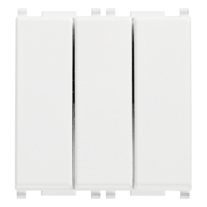 Tres interruptores de pared blancos 1P 20AX de 5.3 pulgadas de altura, 5.1 pulgadas de longitud y 4.3 pulgadas de ancho - Product Image 1
