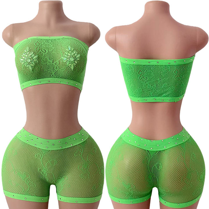 สีเขียว