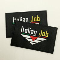 Étiquettes principales en caoutchouc PVC souple 3D personnalisées de haute qualité, directement de l'usine, patchs décoratifs noirs avec logo de marque pour vêtements de mode