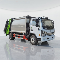 Camion compacteur de déchets Dongfeng D7 4x2 personnalisé avec levage de bras, capacité 9000/10000L, superstructure de collecte des déchets à commande hydraulique à distance