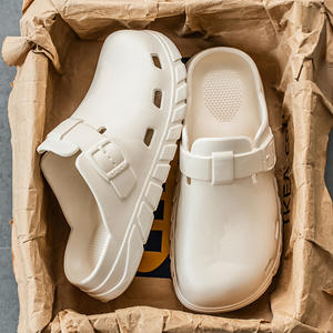 รองเท้าแตะผู้ชายสำหรับใส่กลางแจ้ง รองเท้าแตะกันลื่นสำหรับห้องน้ำ พื้นหนานุ่มสบาย รองเท้าแตะนุ่มสำหรับใส่ในบ้าน - Product Image 6