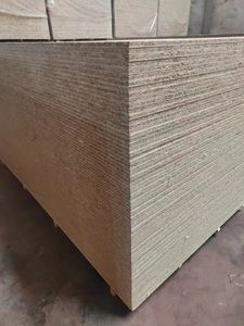 Proveedor de Madera Contrachapada de China a <span class=keywords><strong>Precio</strong></span> de Fábrica, Tablero <span class=keywords><strong>OSB</strong></span> de <span class=keywords><strong>8</strong></span> <span class=keywords><strong>mm</strong></span> y 12 <span class=keywords><strong>mm</strong></span>, Fabricantes de <span class=keywords><strong>OSB</strong></span> Impermeables - Product Image 1