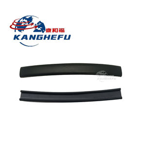 Applicable aux pièces <span class=keywords><strong>de</strong></span> chariot élévateur <span class=keywords><strong>Linde</strong></span> 351/352/350/1218/1283 0009641834 Poignée <span class=keywords><strong>de</strong></span> porte noire Bande adhésive - Product Image 4