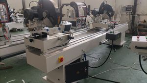 Промышленная Автоматическая оконная дверная Торцовочная пила для глубокой обработки с двойной головкой ПВХ алюминиевая машина для резки - Product Image 4