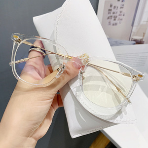 Gafas de sol con bloqueo de luz azul para mujer, anteojos con montura de PC transparente, a la moda - Product Image 2
