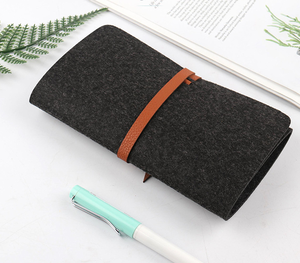 Estuche de Lápices de Fieltro Simple de Moda en Oferta, Bolsa de Cosméticos de Lana con 12 Compartimentos - Product Image 4