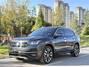 R-Line Tech Beast: VW Tayron 380 4WD 2021, Estilo Deportivo por Dentro y por Fuera, Equipado con Conectividad y Asistencias al Conductor - Product Image 2