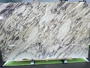 Dalles de carrelage en porcelaine effet marbre Calacatta Viola pour crédence de cuisine et revêtement mural pour hôtels, provenance Italie - Product Image 5