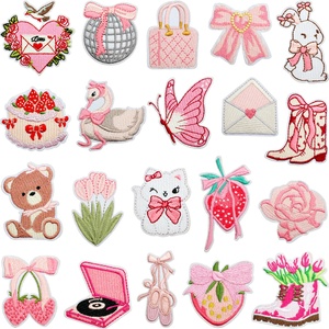 Toppe Ricamate a Tema Amore Rosa, Applicazioni <span class=keywords><strong>Orsetto</strong></span> con Fiocco, Tessuto Lavorato a Maglia 100% Acrilico Resistente all'Abrasione - Product Image 1