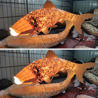 Lampe de lustre de poisson en bois de restaurant de décoration d'intérieur personnalisée pour escalier