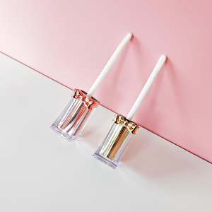 Nuevo tubo de brillo de labios de lujo cuadrado transparente personalizado con varita con lazos de oro rosa en <span class=keywords><strong>la</strong></span> tapa Esmalte de labios Tubo vacío Base de brillo de labios - Product Image 5