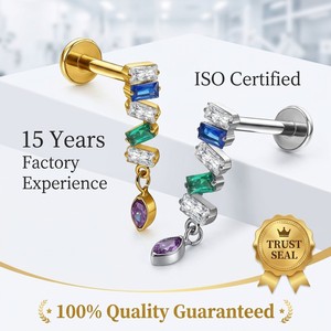<span class=keywords><strong>Piercing</strong></span> per Orecchio in Titanio con Zirconi Incastonati, Filettatura Interna ASTM F136 G23, Placcato <span class=keywords><strong>Oro</strong></span> 24K per Bambini - Product Image 3