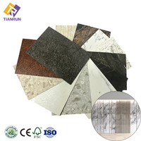 Plaque de stratifié haute pression HPL effet marbre avec texture douce pour surfaces de meubles haut de gamme