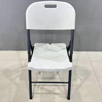 Ensemble de chaises de jardin pliantes légères et abordables en plastique blanc, design contemporain moulé par soufflage, imperméable, pour la maison et le bureau
