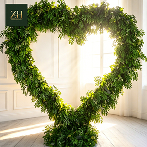 Arco Floreale a Forma di Cuore con Rose Rosse Bordeaux per Decorazione di Palchi e Feste Nuziali - Product Image 6