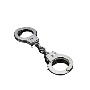 42mm*34mm Wholesale Newest and Fashionable Outdoor Metal Mini Handcuffs Keychains Metal Crafts Souvenirs and Gifts