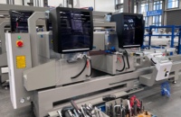 Sierra de corte CNC de doble cabezal para aluminio y PVC, suministro directo de fábrica, 6KW 380V, eficiente, fiable y multifuncional
