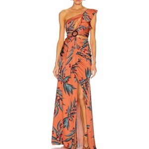 Vestido de Fiesta para Mujer, Personalizado, con Tela de Estilo Occidental, Nuevo, Largo, con Espalda Descubierta y un Hombro Descubierto - Product Image 1
