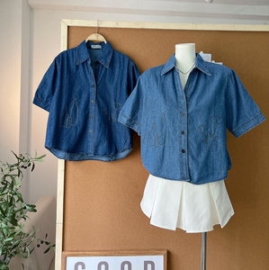 Chemise en jean doux pour femme A676 avec motif floral, col rabattu, broderie, coupe décontractée, printemps - Product Image 1
