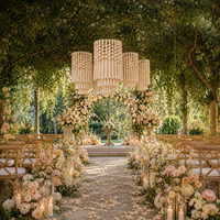 Décoration de plafond de mariage en macramé sur mesure avec lustre à pampilles de fleurs artificielles pour toile de fond de réception intérieure, vente en gros