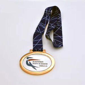 Individuelle Blanko-Sportmedaille aus Glas-Kristall mit Band, Graviertem Logo, Auszeichnungsabzeichen für Meisterschafts-Erkennung und Souvenir - Product Image 3