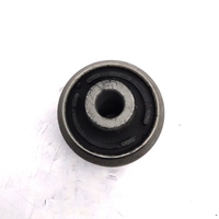 Pièces de voiture automobile de haute qualité Suspension OEM bras de commande d'essieu avant inférieur douille 801626 pour LAND ROVER pour FORD pour VOLVO