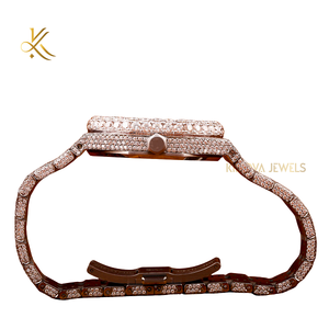 นาฬิกาเพชรมอยส์ซอไนต์หรูหราพร้อมเครื่องหมายบอกชั่วโมงเพชรและสายโลหะขัดเงานาฬิกาที่สมดุลของความเงางามและฟังก์ชั่น - Product Image 5