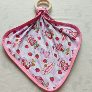 Ensemble de 5 pièces imperméables RTS : <span class=keywords><strong>Doudou</strong></span> noué pour bébé en bambou à imprimé animal avec anneau de dentition en bois et boîte surprise - Product Image 1