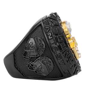 Nouvelle conception de bijoux en alliage, bagues de championnat fantastiques personnalisables individuellement, championnat de la <span class=keywords><strong>Ligue</strong></span> des <span class=keywords><strong>champions</strong></span> de football FFL <span class=keywords><strong>2023</strong></span>, bague noire - Product Image 4