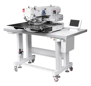Machine à coudre industrielle automatisée informatisée pour étiquettes et logos - Product Image 1