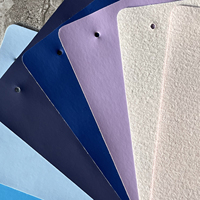 Nappes personnalisées en cuir artificiel PVC fabriquées en usine. Convient aux bagages, aux revêtements de voiture et plus encore.