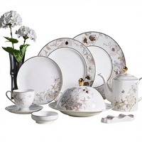 Ensemble de vaisselle florale de style européen de luxe, vaisselle en céramique écologique sur mesure, assiettes à dîner à base de plantes en gros
