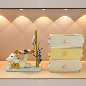 Lucky Cat Storage Ornament Resin Home Decoration Feng Shui Living Room Entryway Gift - Product Image 1