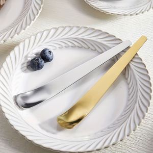 Cuillère à yaourt multifonctionnelle en acier inoxydable à long manche, idéale pour les mariages, les restaurants, l'usage domestique ou les cadeaux. - Product Image 4