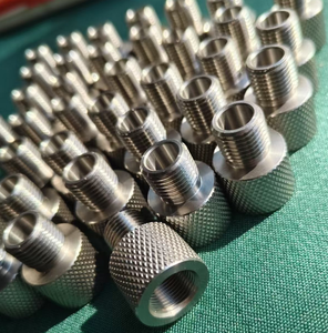 Bộ chuyển đổi Bộ Lọc nhiên liệu tùy chỉnh-Nữ 1/2-20 UNF đến 1/2-28 sợi unef Nam. - Product Image 2