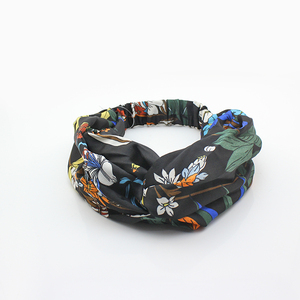 De moda BOHO <span class=keywords><strong>chicas</strong></span> diadema Cruz nudo Floral impreso elástico Twistted diademas para las mujeres - Product Image 2